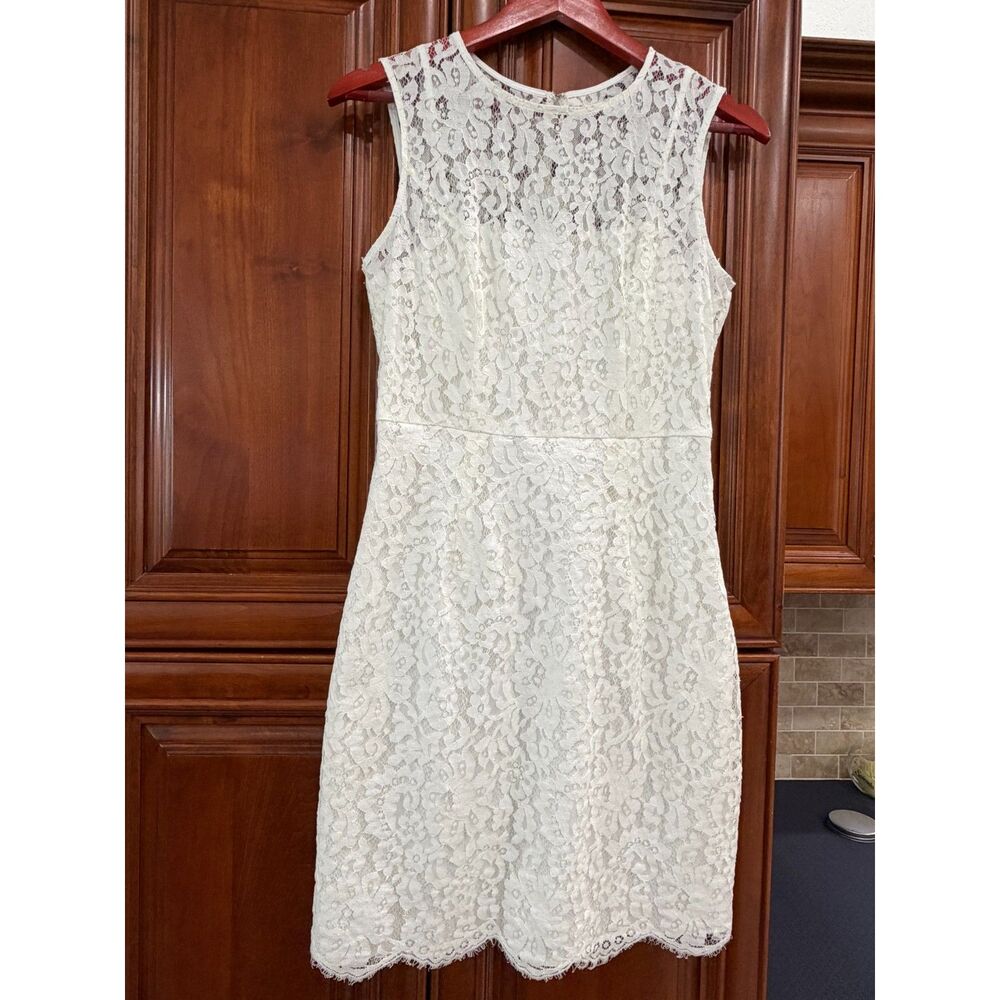 Eva Mendes Lace Dress White Sleeveless Fit Flare Knee Length Size 4
